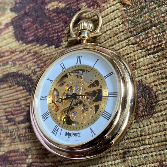 Majesti Accessories Beautiful Manual Wind Goldtone Majesti Co